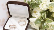 bouquet, wedding rings, flowers, wedding rings, white roses wallpapers